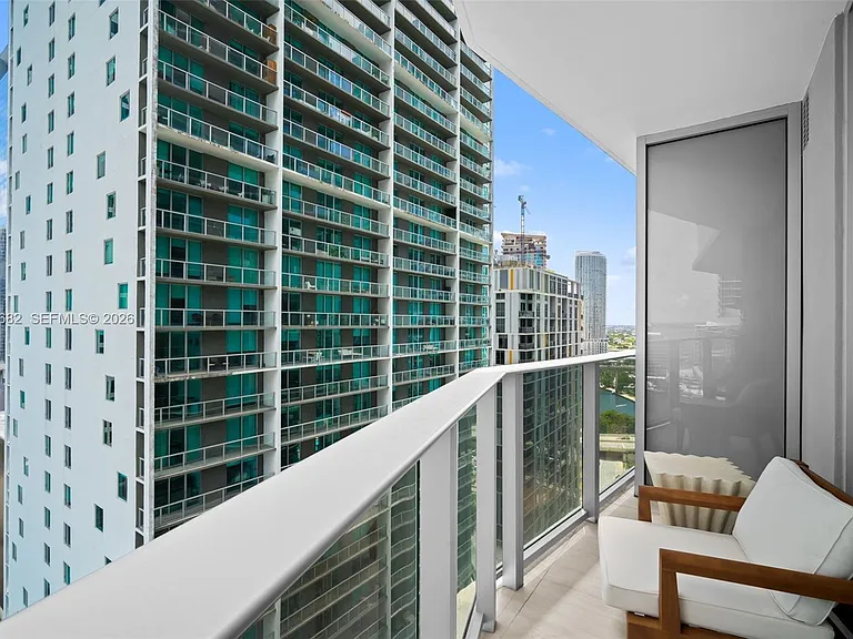 77 SE 5th St #2313 — Photo 17