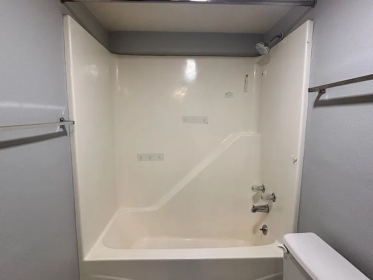 5904 Gateway Industrial Dr — Photo 10