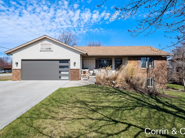 11187 Summer Dr, Zeeland, MI 49464