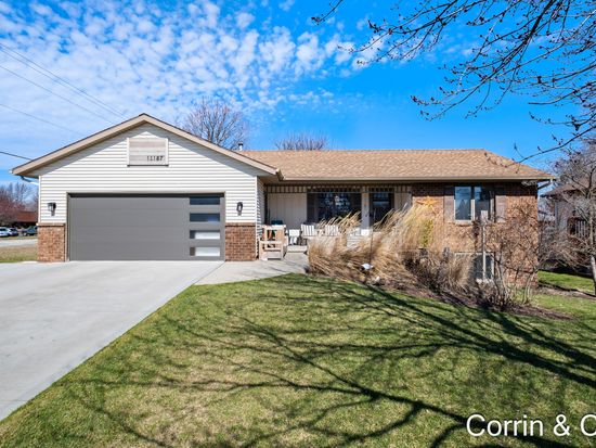 11187 Summer Dr, Zeeland, MI 49464