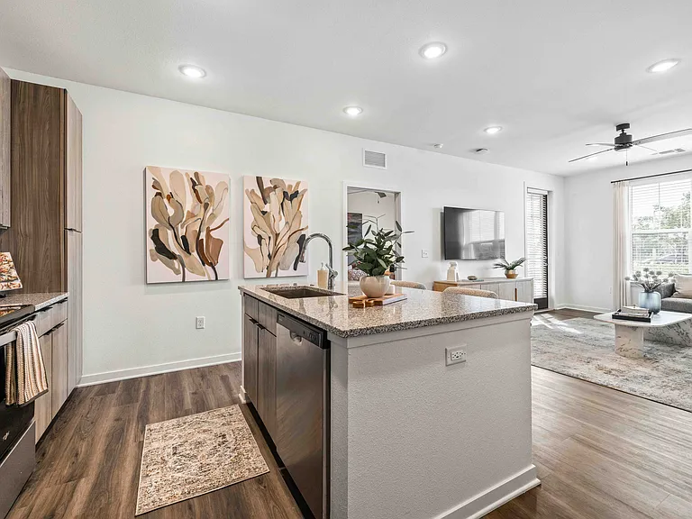 Verity Luxury Apartments — Photo 52