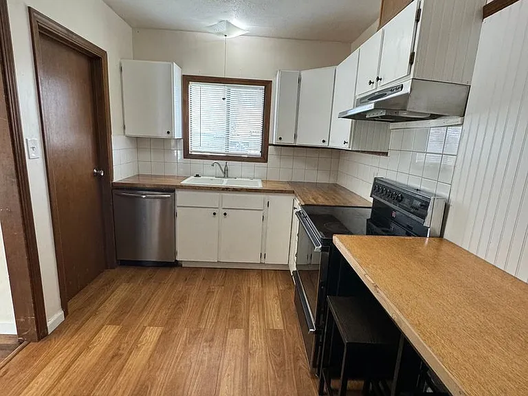 2530 Gettle St — Photo 15