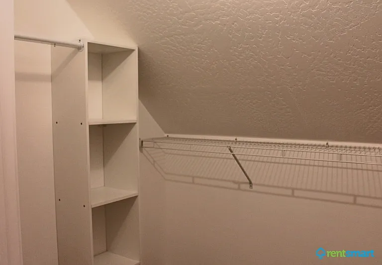 446 Michigan Ave #4 — Photo 15