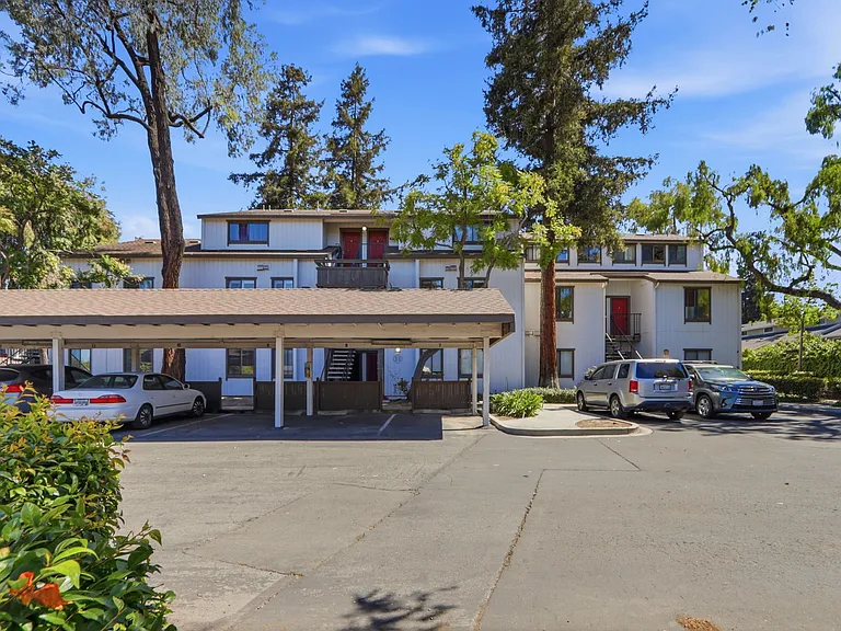 1850 Tradan Dr — Photo 1