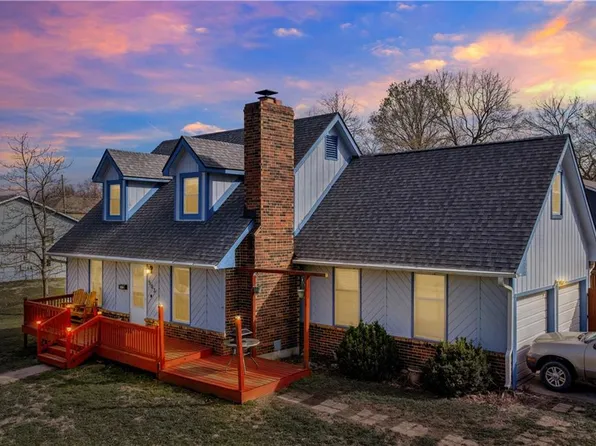 503 Dogwood Dr, Knob Noster, MO 65336