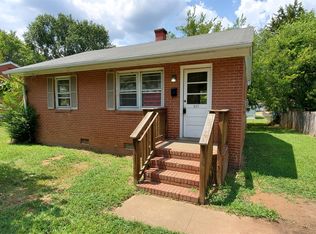 207 Duke St, Fredericksburg, VA 22401