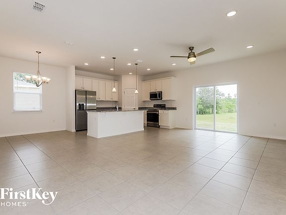 3rd image of 221 Windsor Reserve Dr