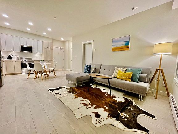 5th image of 10838 Whalley Blvd #111