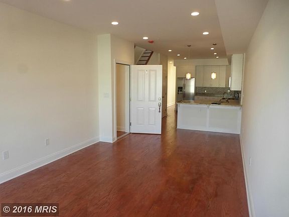 Living Room / DR/ Kitchen