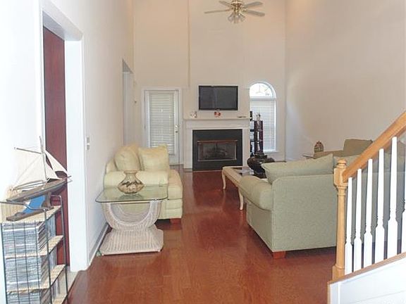 3rd image of 5223 Eagle Creek Dr