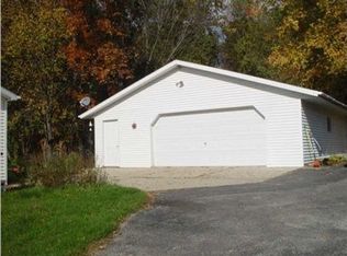 13935 Oberley Dr SE, Lowell, MI 49331