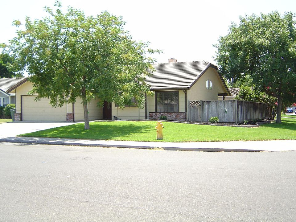 1st image of 3212 Zurich Ln