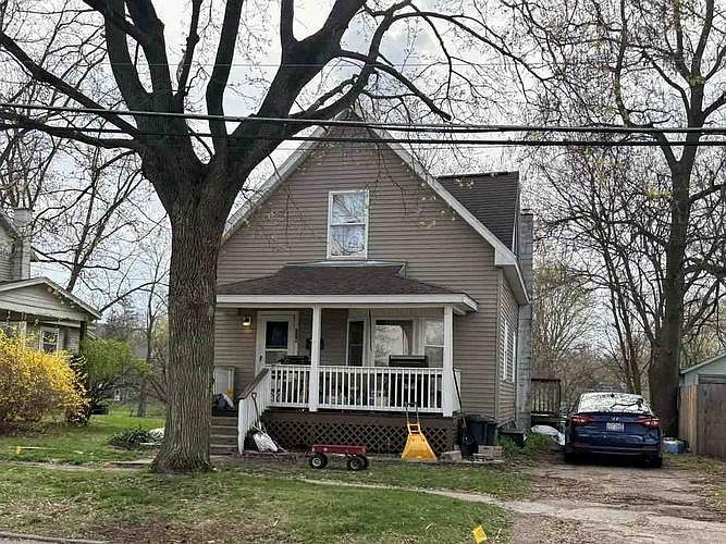 1st image of 110 N Norwood Ave