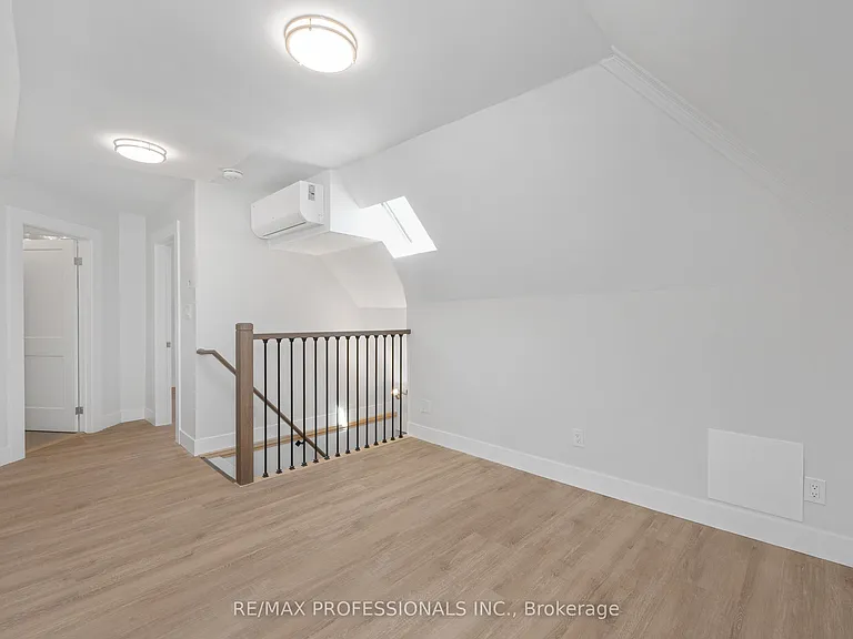 388 Wilson St #3 — Photo 6