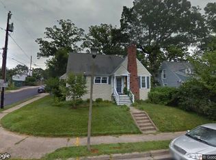 317 N Edgewood St, Arlington, VA
