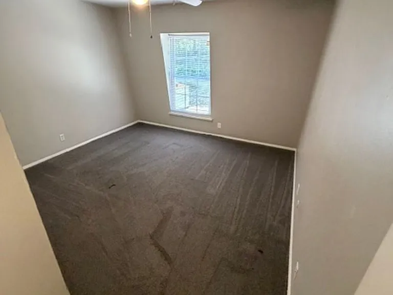Naveen Pine Apartments — Photo 15