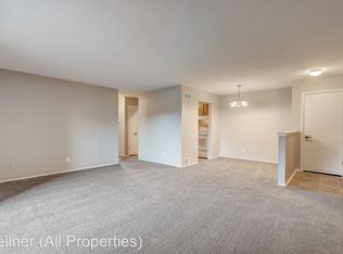 745 W Grange Ave #102, Milwaukee, WI 53221