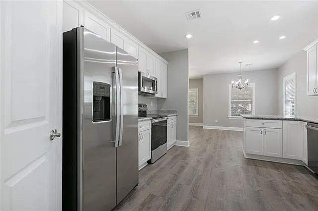 1419 N Hosmer St — Photo 7