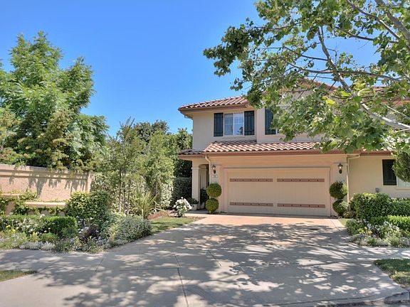 2nd image of 183 Terreno De Flores Cir
