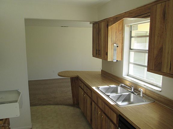 5th image of 2807 Watkins Dr