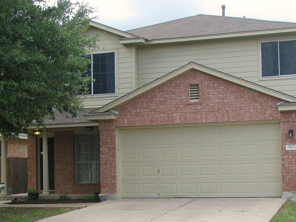 1st image of 2903 Rainy River Dr