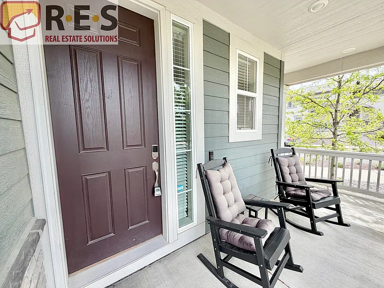 3260 Jonquil St — Photo 2
