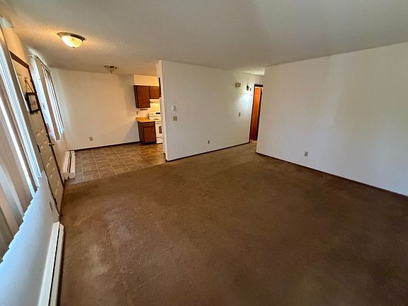 2nd image of 1714 Greeley Dr #A