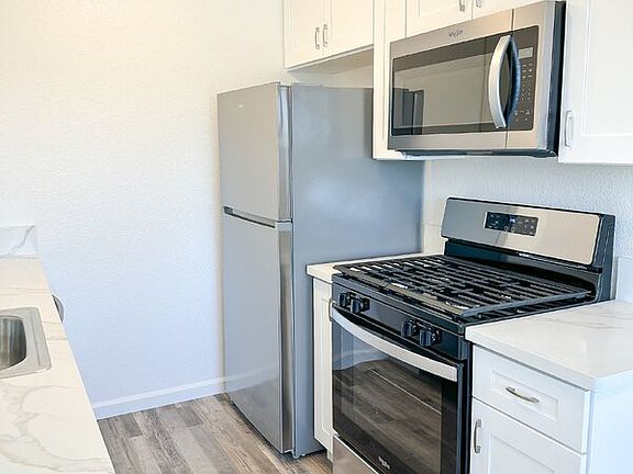 3rd image of 7147 Bacchini Ave