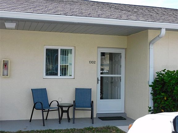 2nd image of 12538 SW Kingsway Cir APT 1302