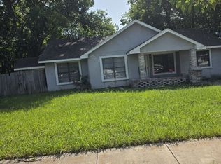 613 Jardin Dr, Mesquite, TX 75149