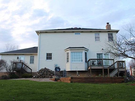 4th image of 1312 Berkshire Dr