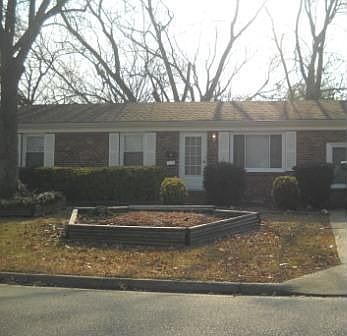 1st image of 173 Mark Twain Dr