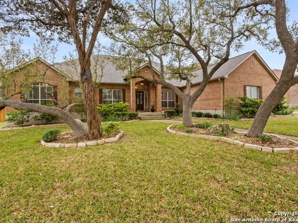 9622 MAYTUM CIR, Helotes, TX 78023