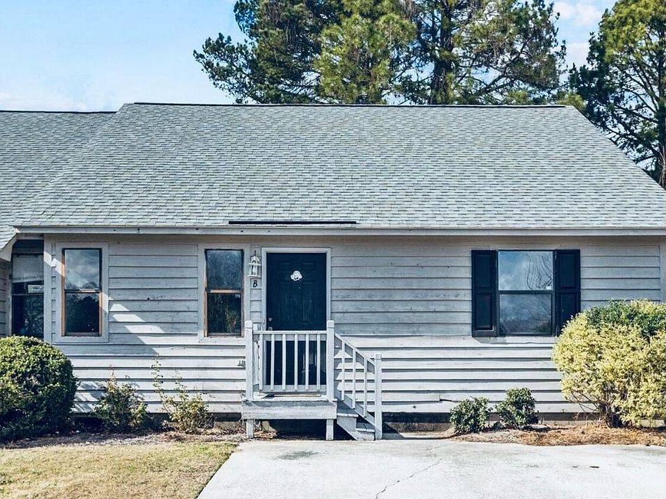 1st image of 201 Wyndham Cir #A