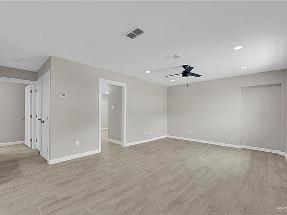 2nd image of 712 Toronto Ave #2