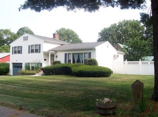 220 Madison Ave W, Holyoke, MA 01040