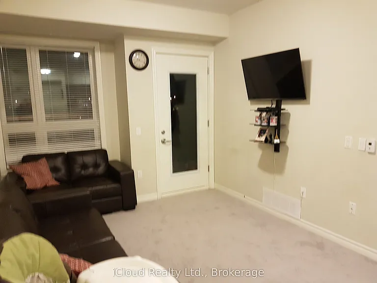 630 Sauve St #103 — Photo 2