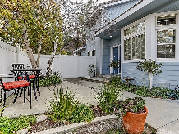 2nd image of 28628 Applewood Ln
