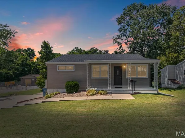 1007 Western Ave, Swansea, IL 62226