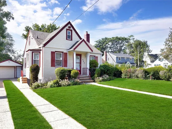620 Spuhler Place, Uniondale, NY 11553