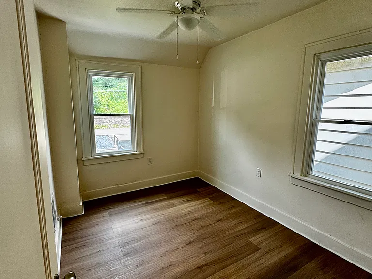 2632 Library Rd — Photo 13