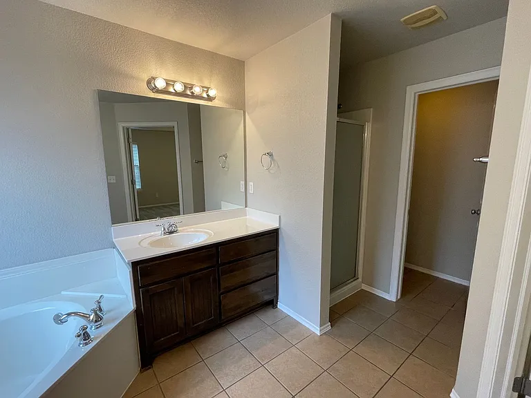 11725 S Vine St W — Photo 17
