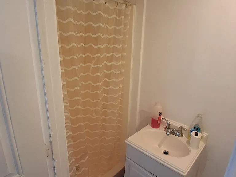 2425 SW Barton St — Photo 11