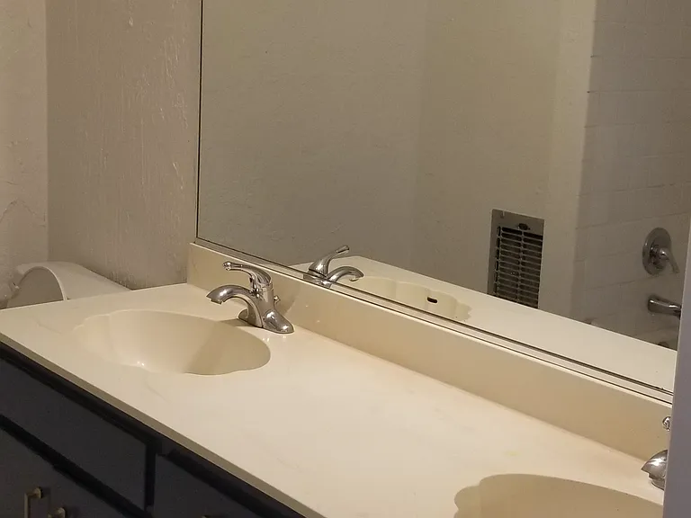 4370 Colfax Ave #15 — Photo 10
