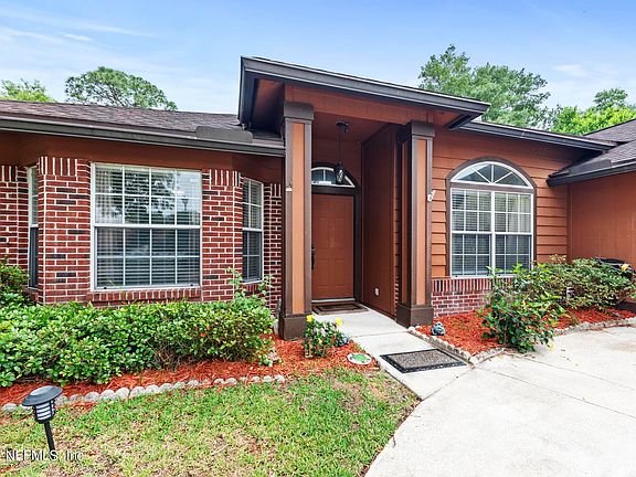 4th image of 8254 PROVINCIAL Circle S