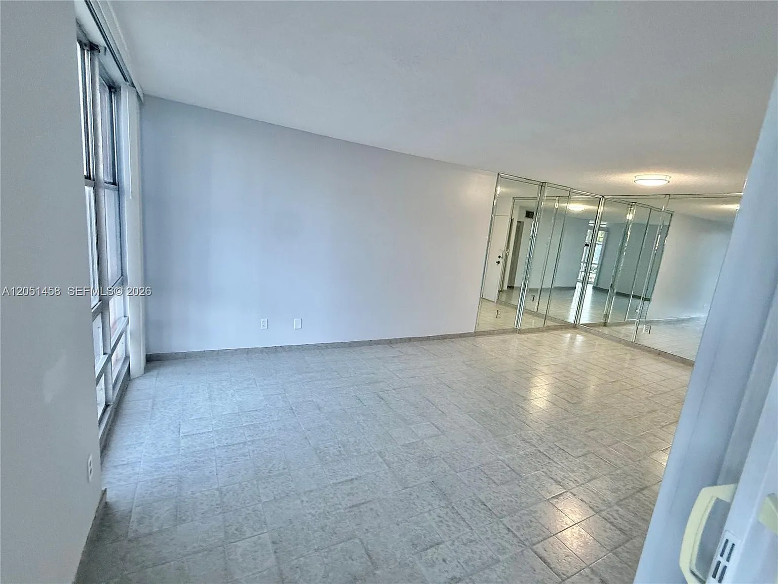 Avila South Condo — Photo 3