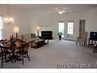2nd image of 120 C4 Oak Towne Dr