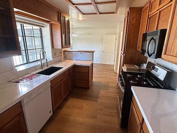 4th image of 16137 Lance Dr