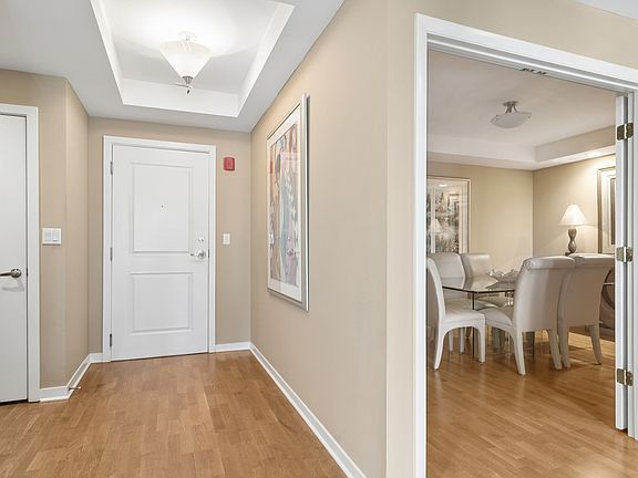 4th image of 425 Benjamin Dr APT 202