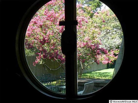 3rd image of 1200 Magnolia Avenue